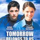 明天属于我们.海报