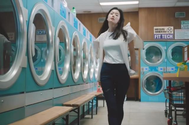 描述下心中美人的模样的图片-看了全智贤的洗衣机广告，美人真美