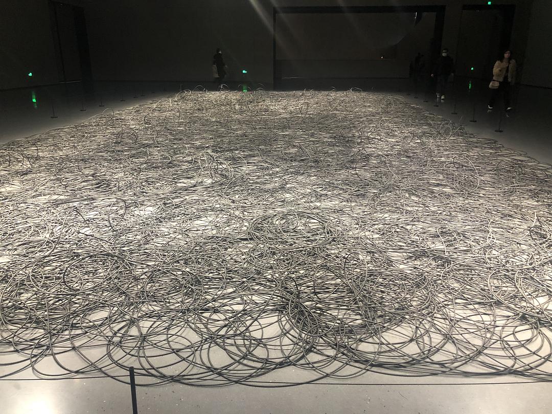 打动过你的现代艺术作品的图片-無論你在身處何地，意識里總存在連接點。