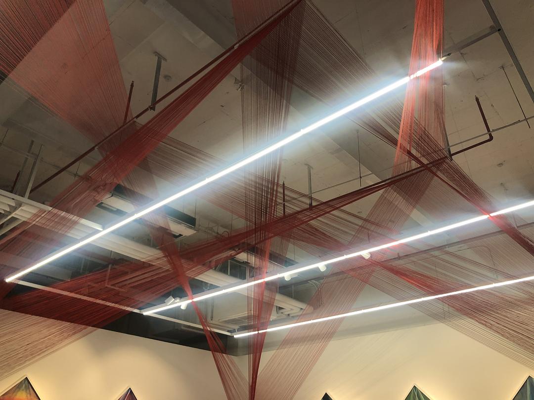 打动过你的现代艺术作品的图片-無論你在身處何地，意識里總存在連接點。