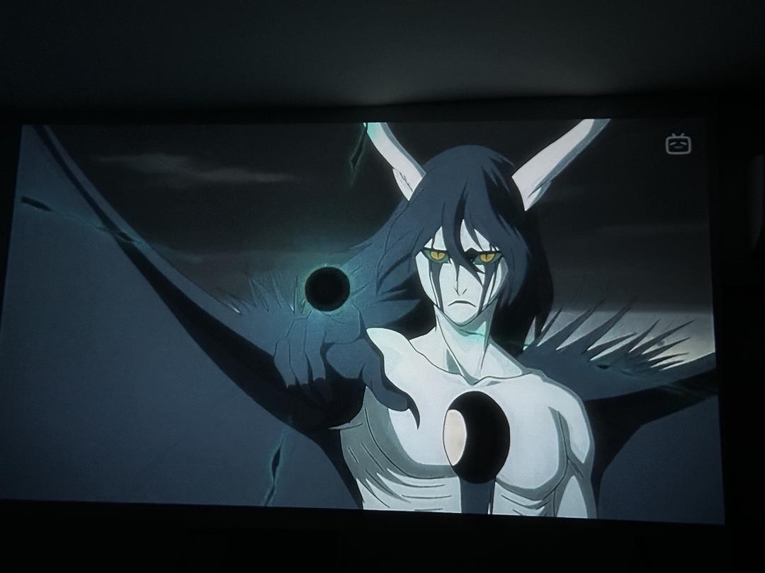 动画片中的时尚美学的图片-重温《死神》，乌尔奇奥拉每次出场，我的视角就会自动从主角团变成他的视角，真是长得漂亮又自带悲剧美学，为他下线而哭泣