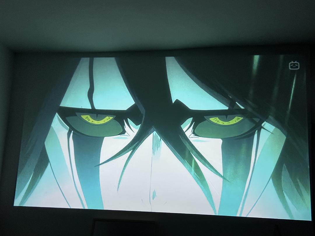 动画片中的时尚美学的图片-重温《死神》，乌尔奇奥拉每次出场，我的视角就会自动从主角团变成他的视角，真是长得漂亮又自带悲剧美学，为他下线而哭泣