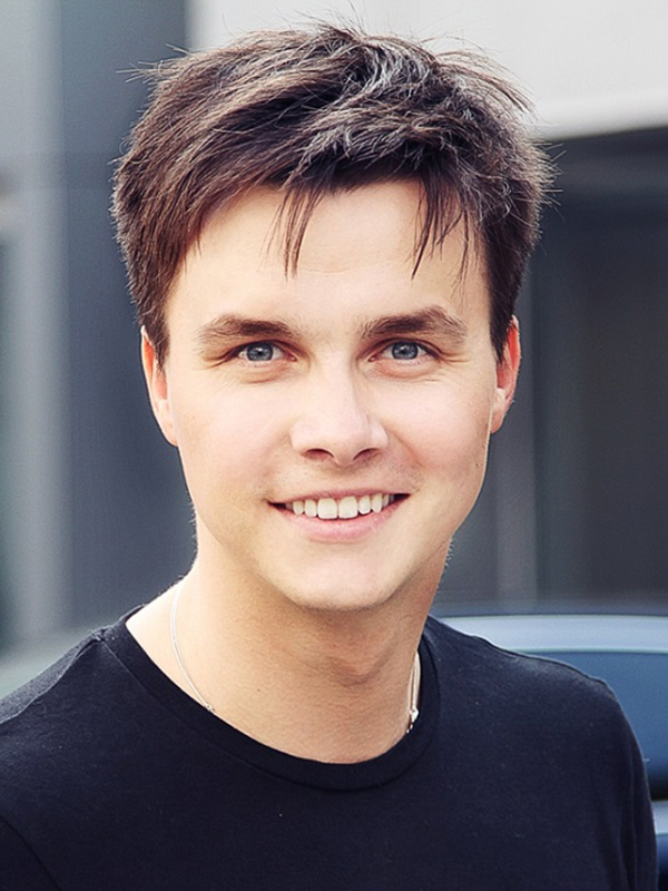 雅罗斯拉夫·扎尔宁的写真