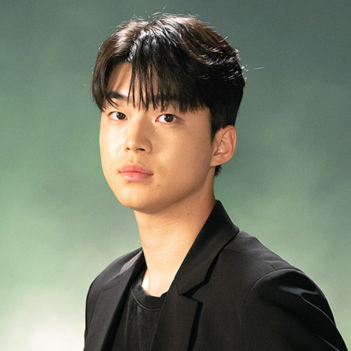 金汤匙的海报-角色海报