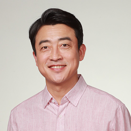 金汤匙的海报-角色海报