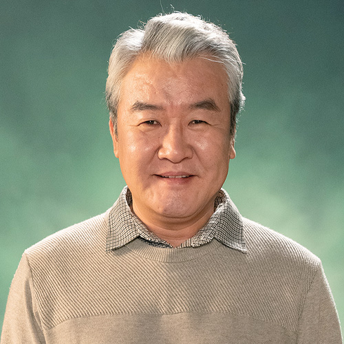 金汤匙的海报-角色海报