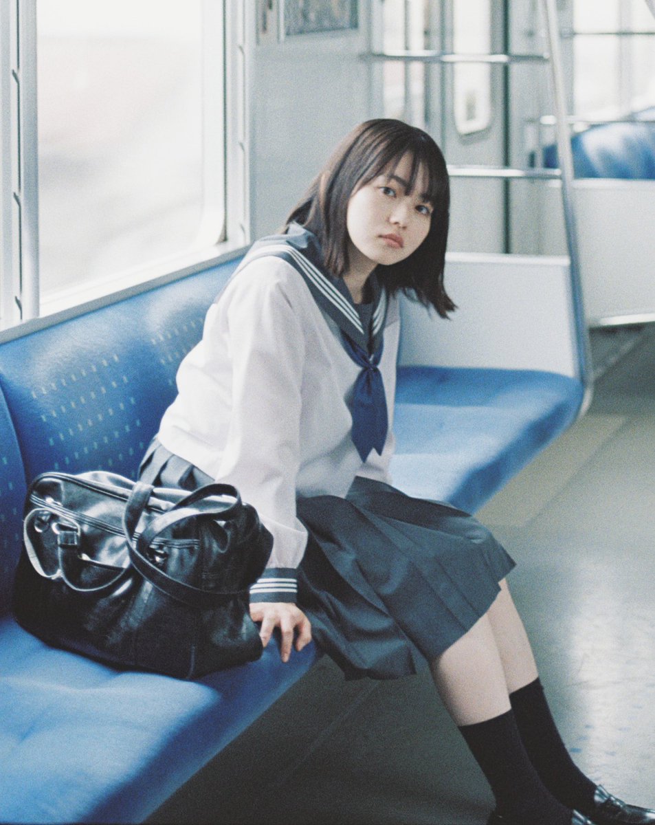 煞风景的早间首班车的海报-角色海报 日本