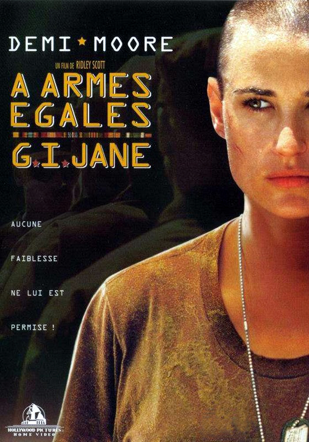 魔鬼女大兵的海报-正式海报