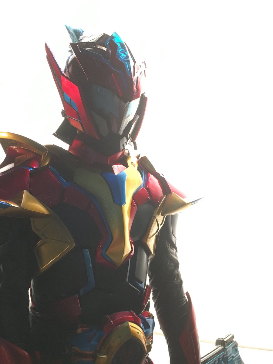 铠甲勇士猎铠之神脑危机的海报-角色海报