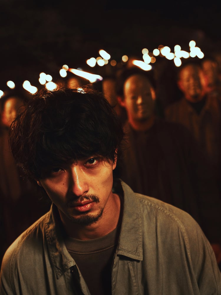 村庄的海报-预告海报