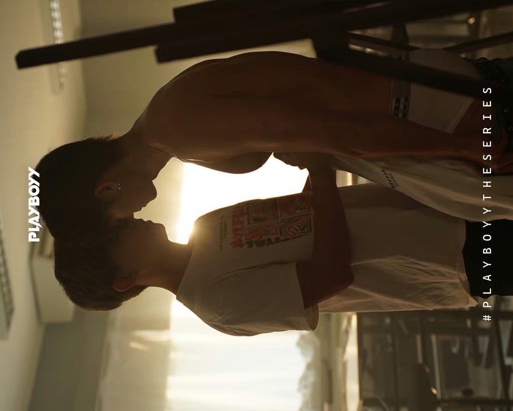 玩色男人的海报-预告海报