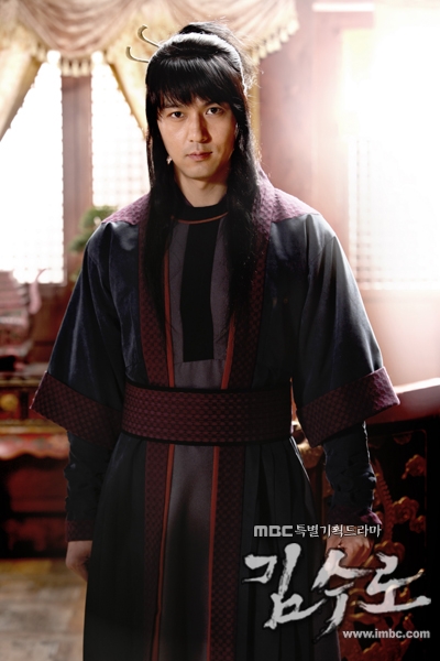 金首露的海报-角色海报