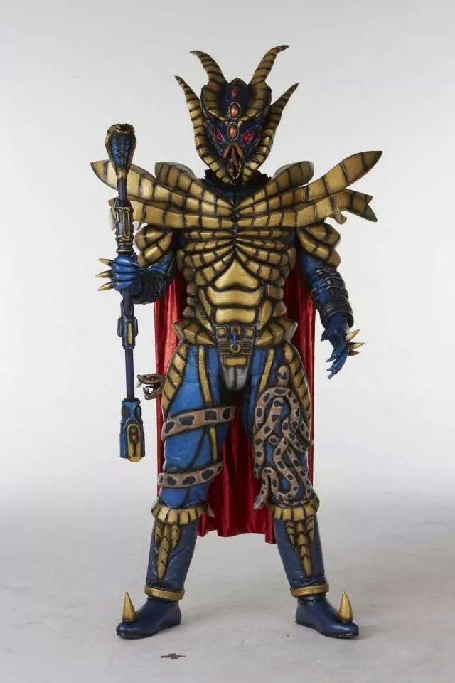 铠甲勇士捕将的海报-角色海报