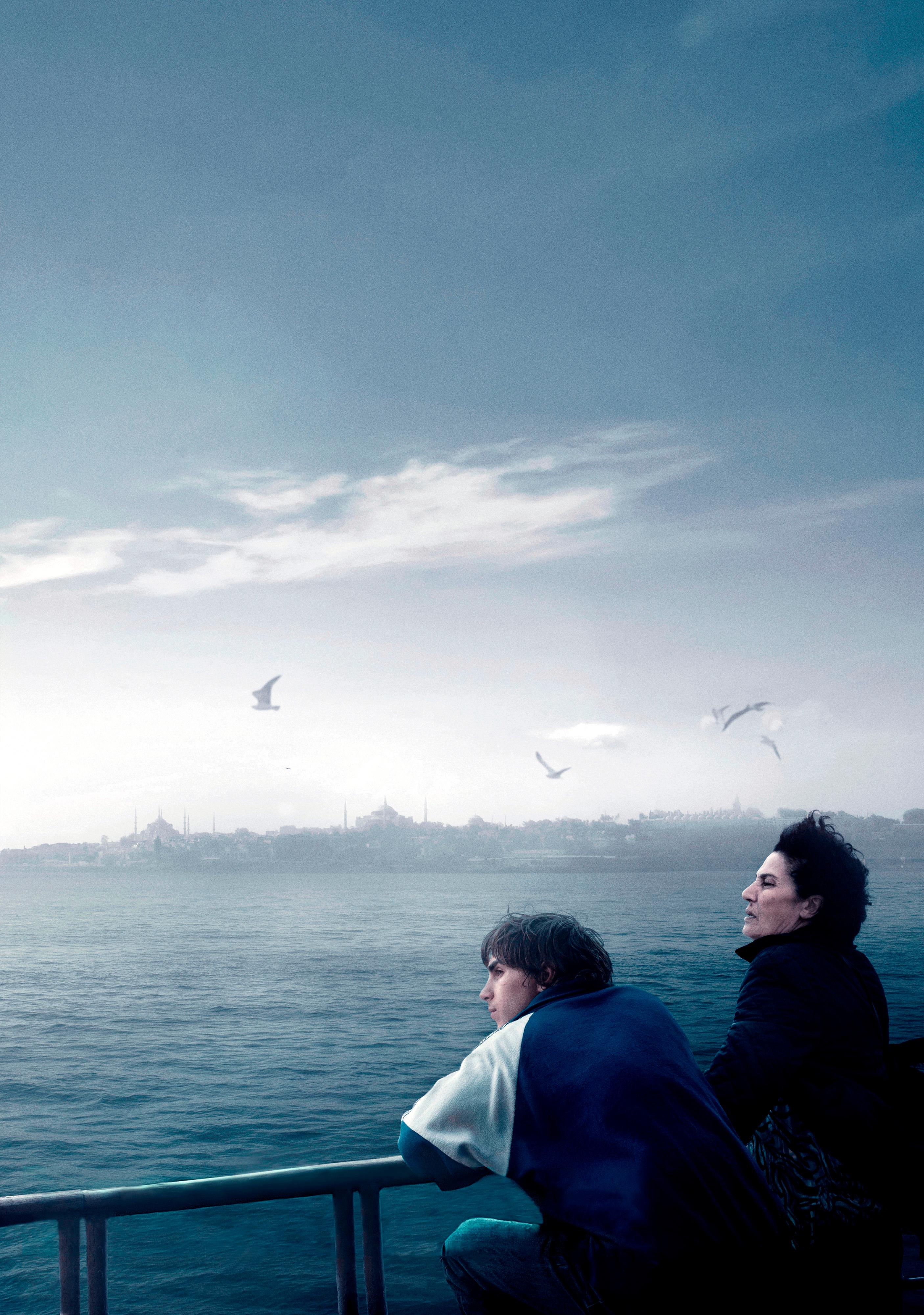 穿行的海报-其他海报