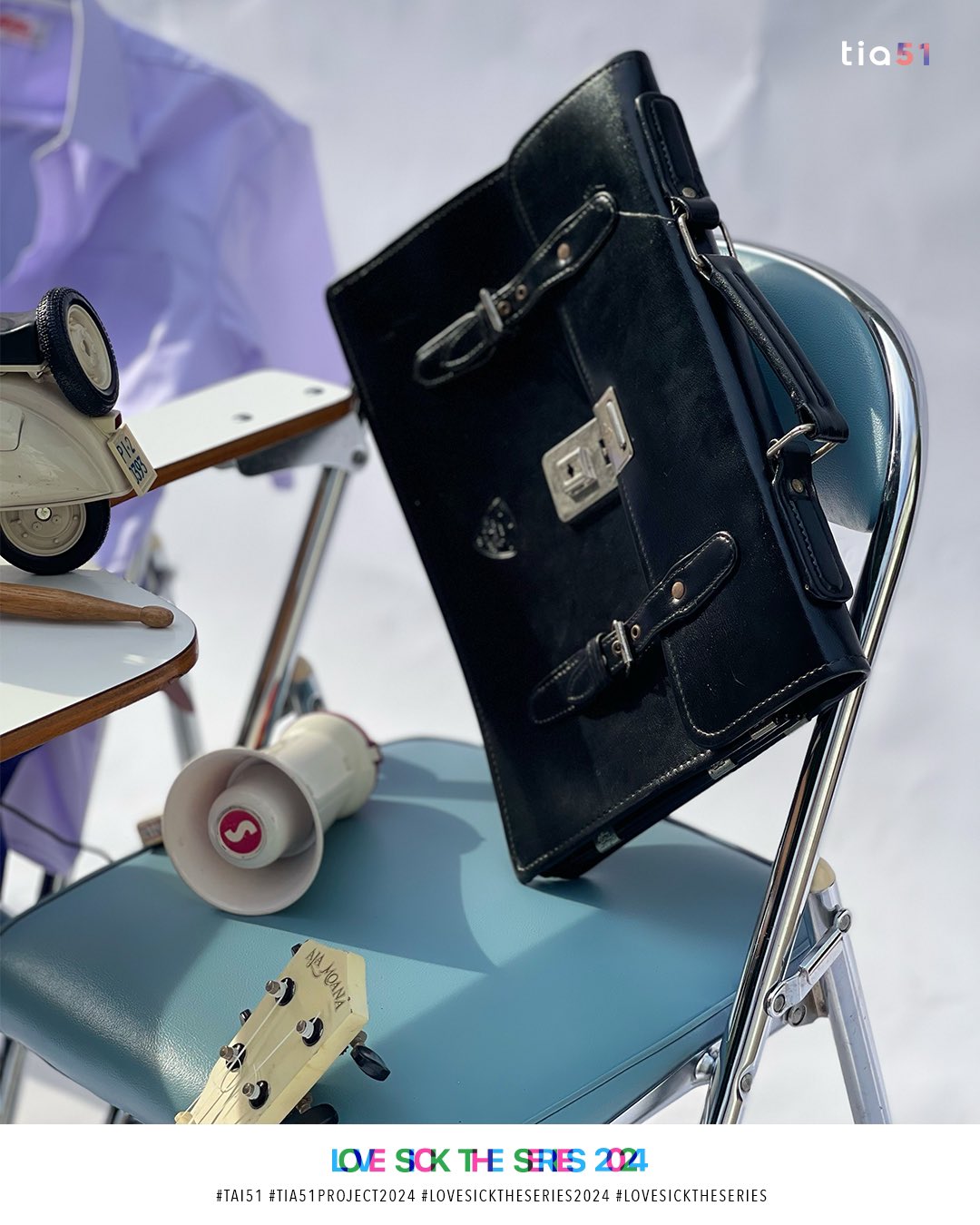 为爱所困2024的海报-预告海报