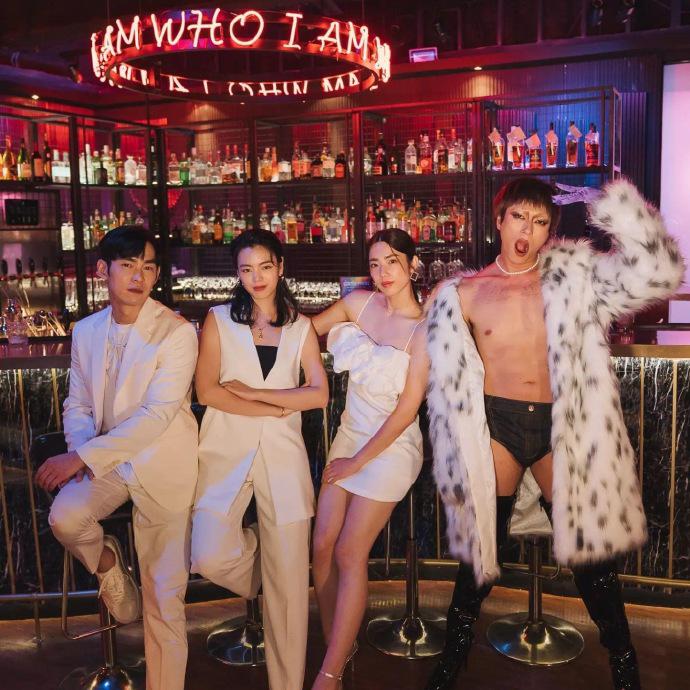 妮波自由式的海报-正式海报