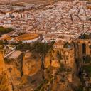 鸟瞰埃尔塔霍峡谷, 西班牙龙达小镇 (© Jude Newkirk/Amazing Aerial Agency)(20211113)